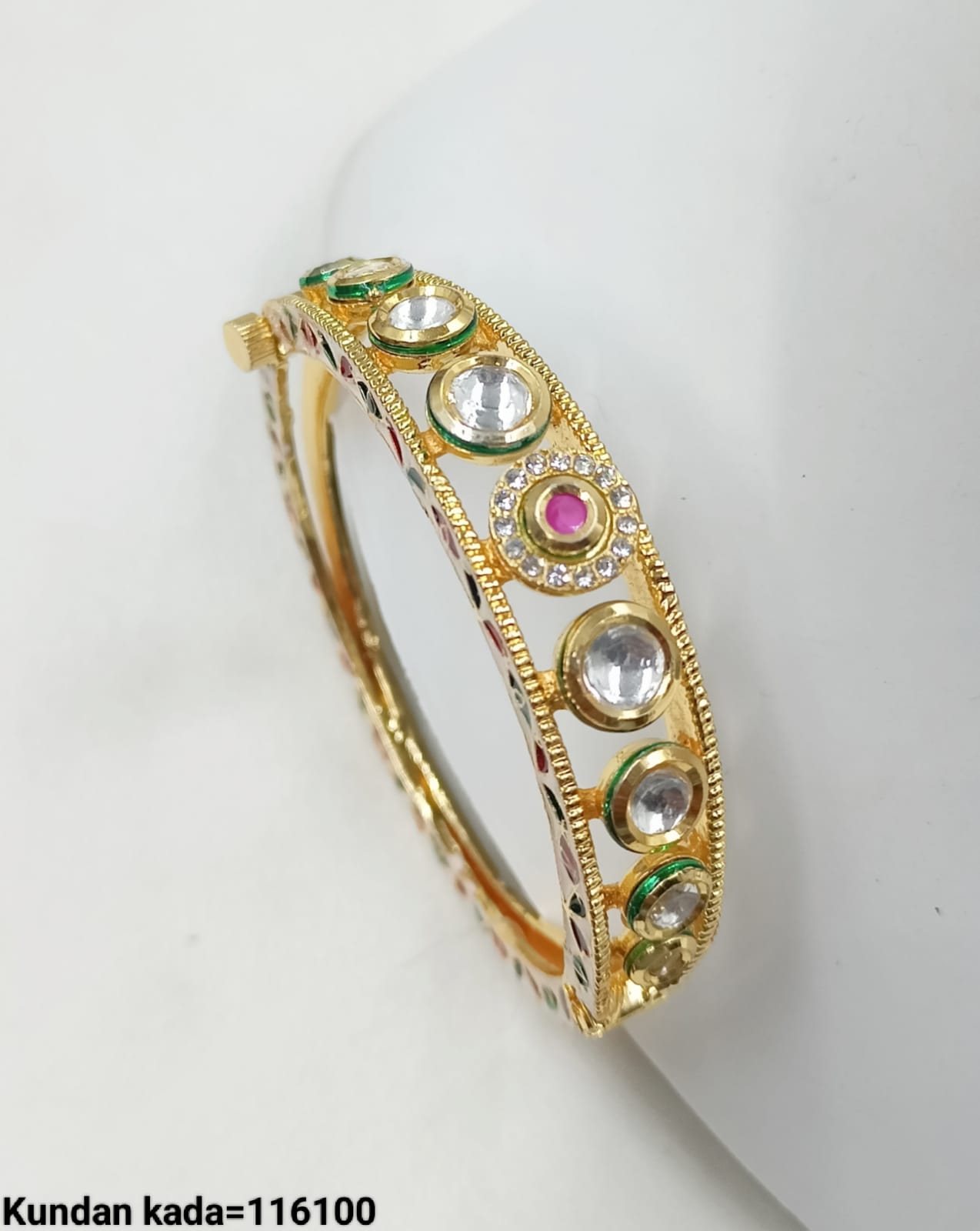 Elegant Traditional Pachi Kundan Bracelet